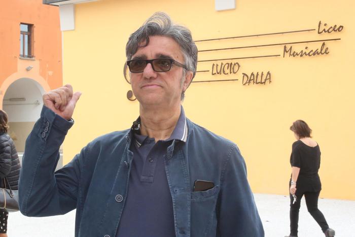 Inaugurato Liceo musicale 'Lucio Dalla'
