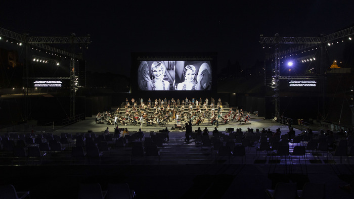 51dc5a7e55dd0cb9b8e3c3b4e6b93e77