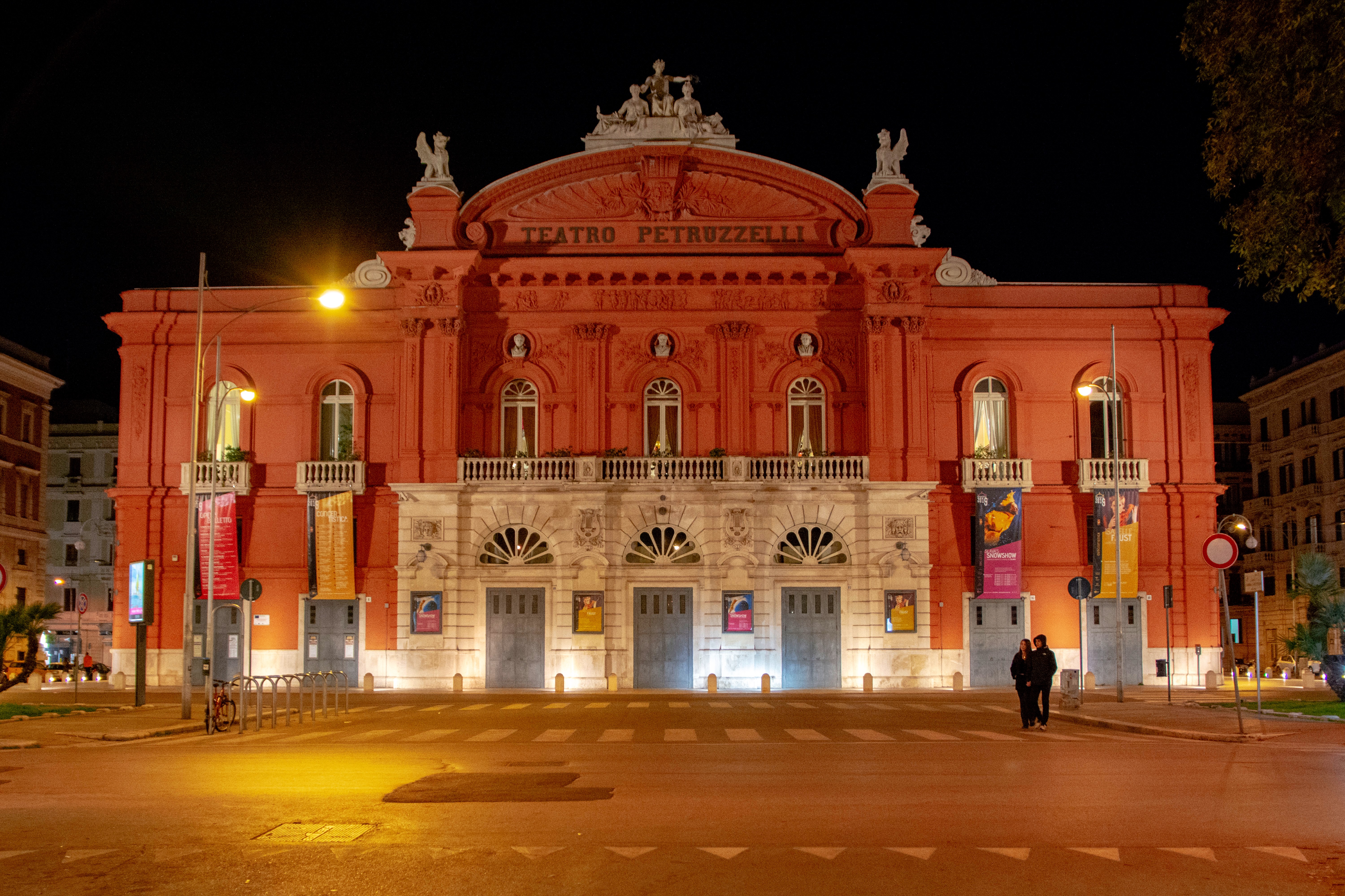 Teatro_Petruzzelli_Bari